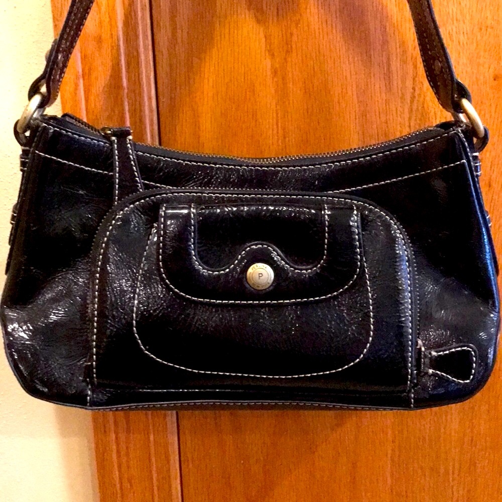 Perlina NY patent leather shoulder wallet bag EUC